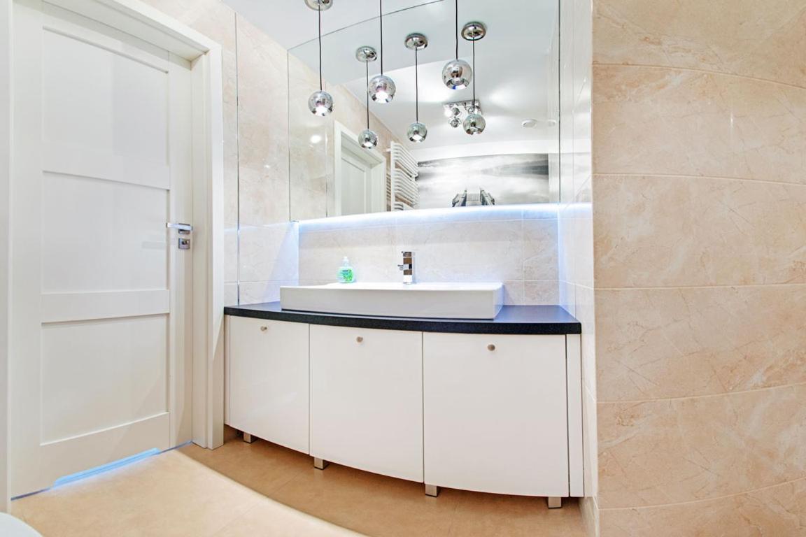 Apartamenty Sun & Snow Chmielna Park غدانسك المظهر الخارجي الصورة
